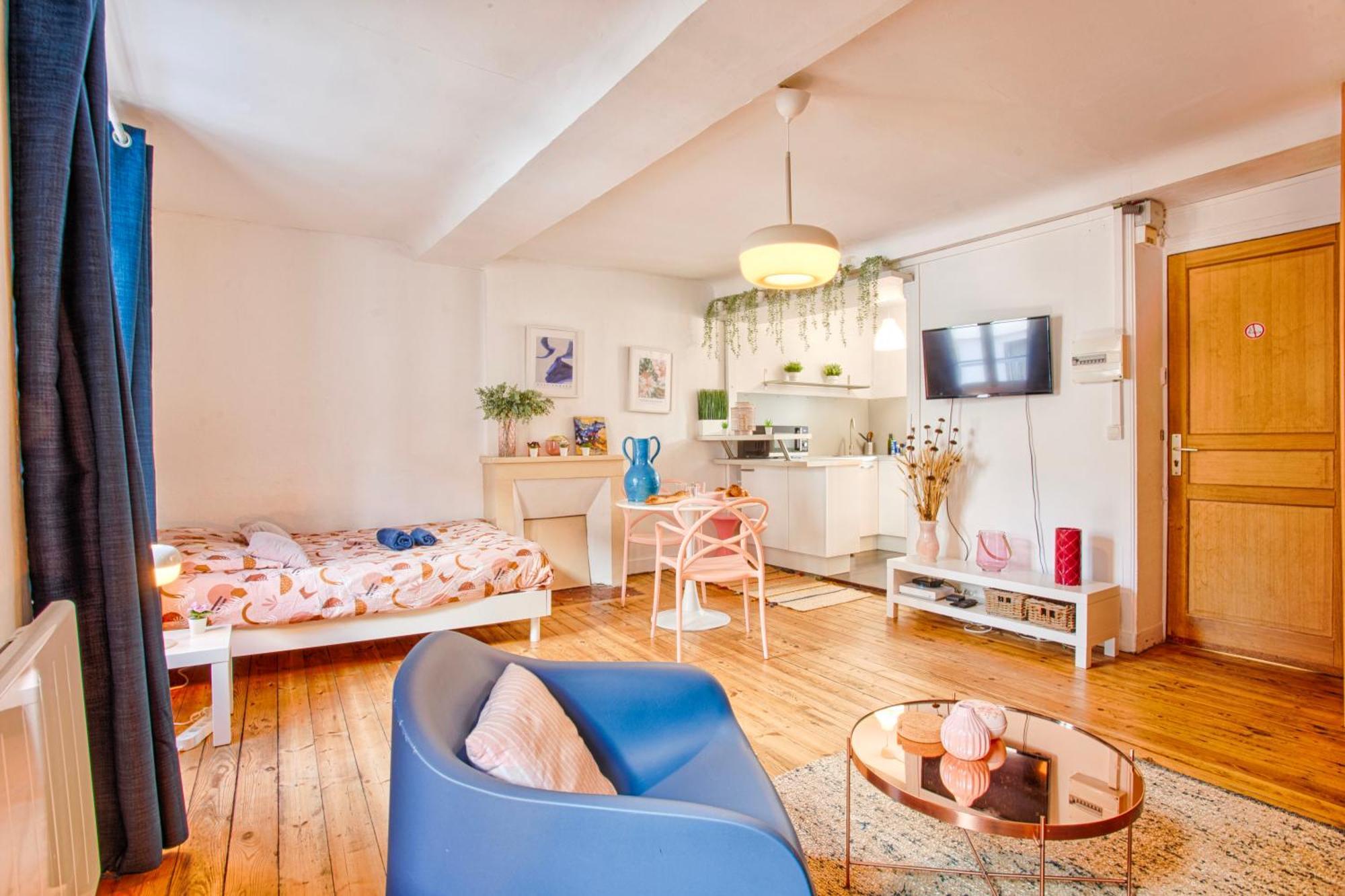 Navyrose - Joli Studio - Centre Ville De Caen Extérieur photo